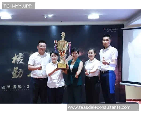 足球明星付文滨的传奇旅程与不屈精神展现了体育的无限魅力与奋斗精神